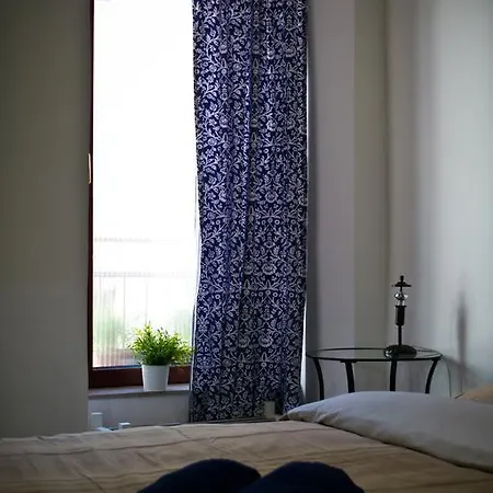 The Admiral House Courtyard Apartmán *
